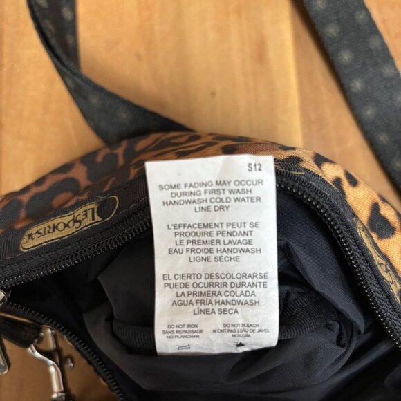 LeSportsac 3 Zipper Crossbody Bag Animal Print Leopard Travel Everyday Casual - Picture 8 of 11